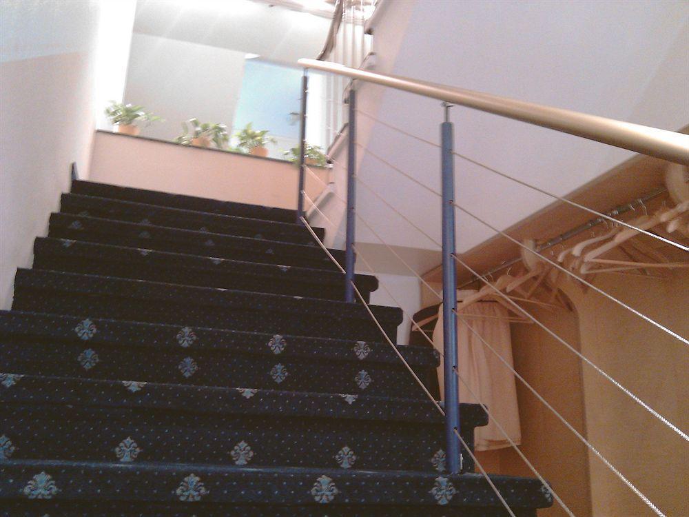 Hotel Reutlinger Hof Ройтлинген Экстерьер фото