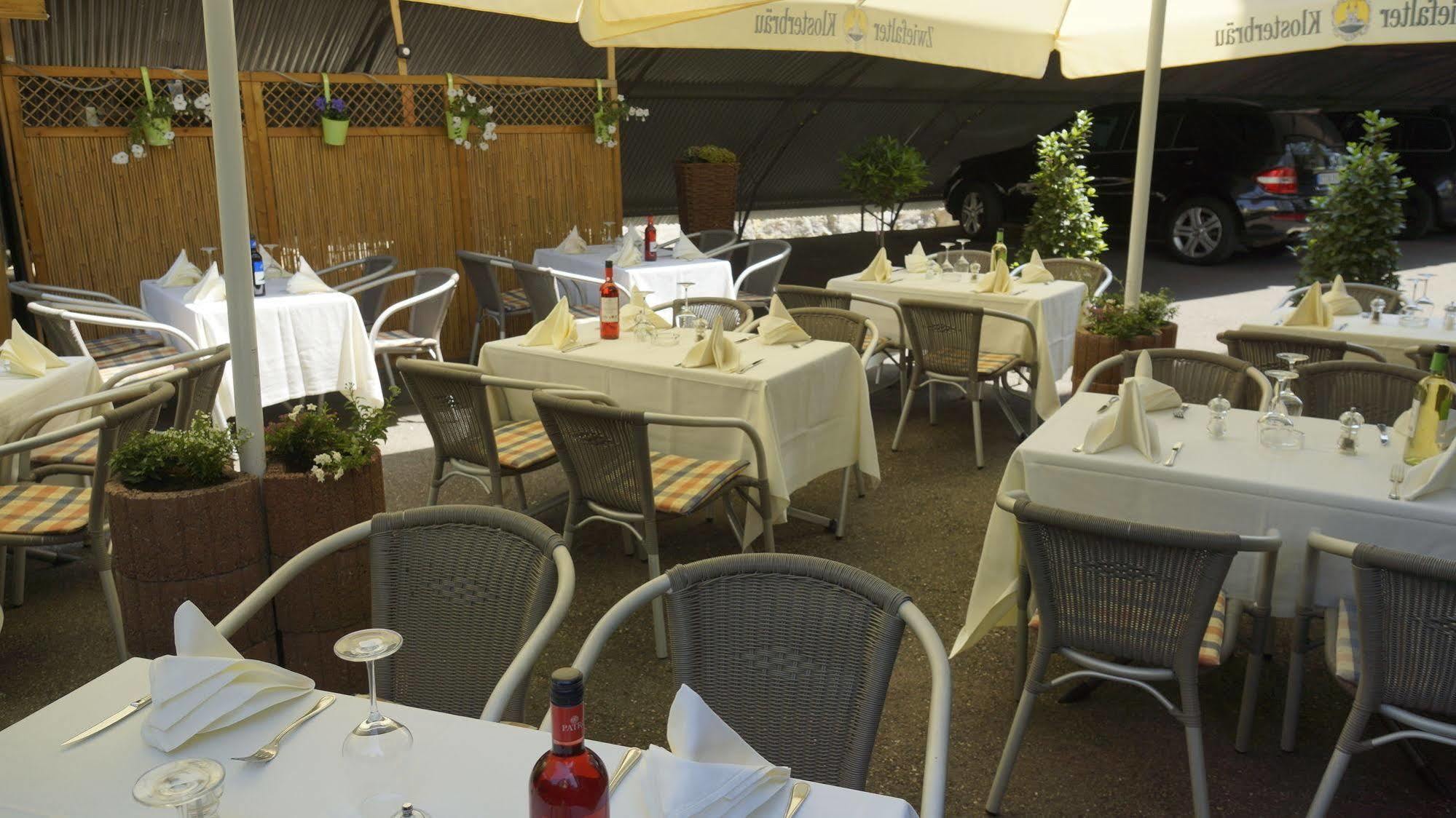 Hotel Reutlinger Hof Ройтлинген Экстерьер фото